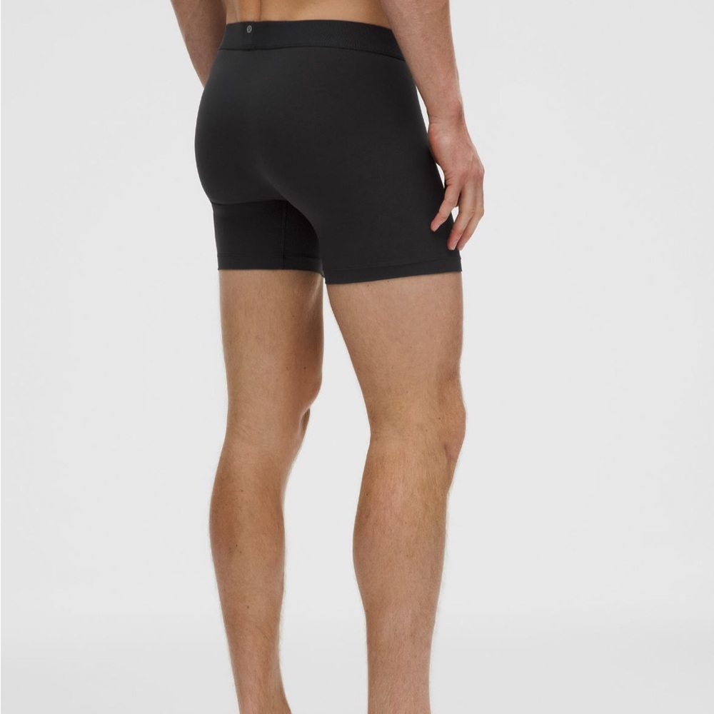 Lululemon Men’s “Soft Stretch” Active Boxer Brief (L) - Picture 2 of 7